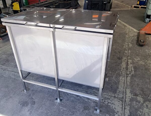 Stainless steel chemical tank
